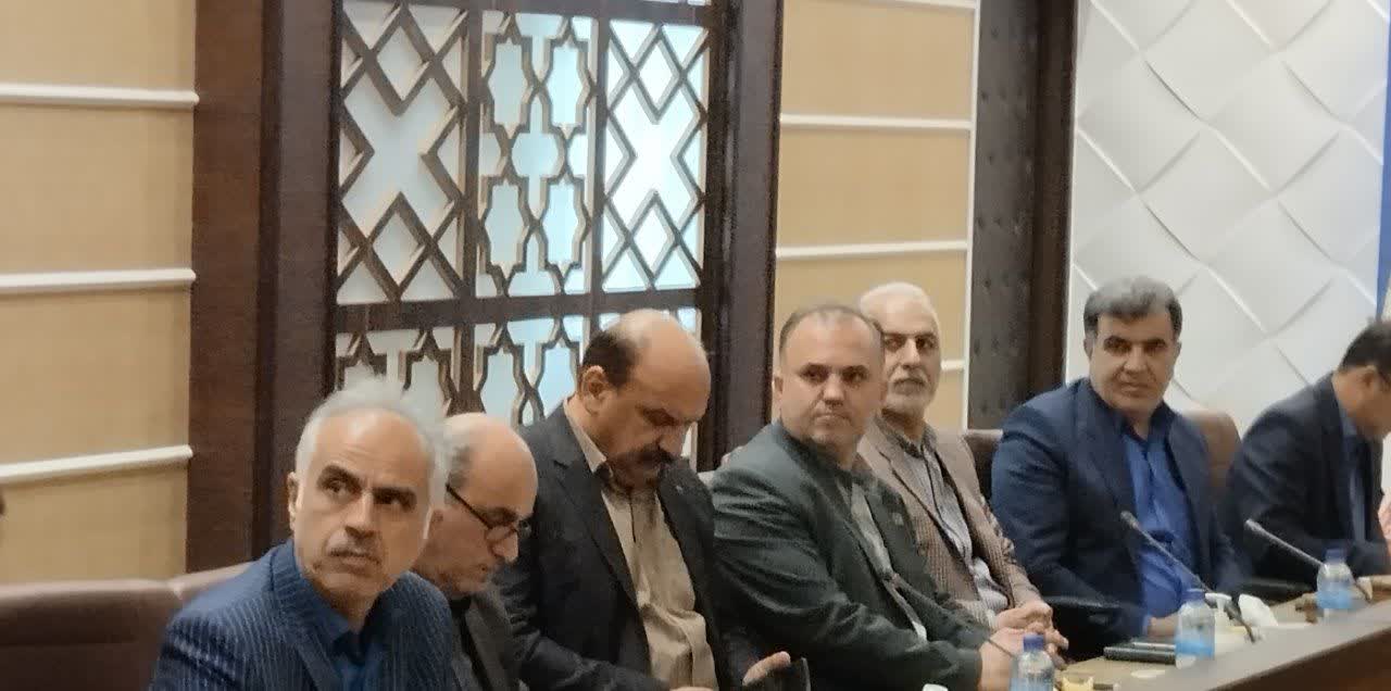 نشست هم‌اندیشی کشت، ترویج و توسعه زراعت توتون در گیلان برگزار شد